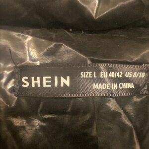 SHEIN Black Puffer Jacket